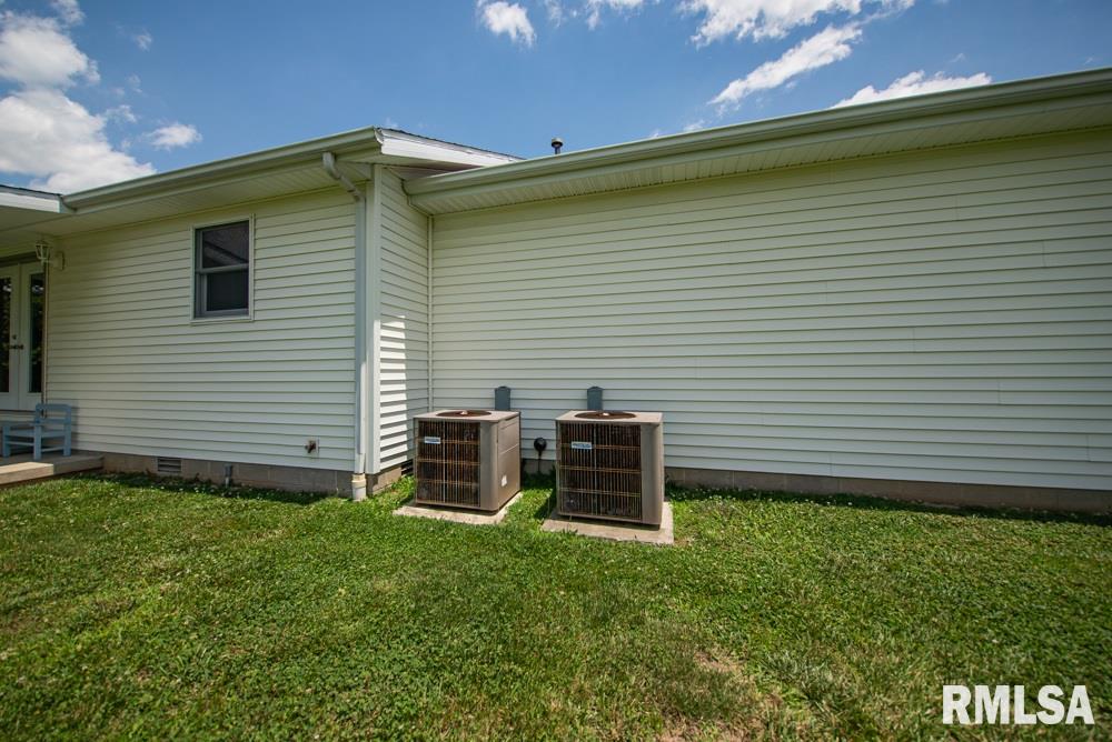 2001 Butler Road Harrisburg, IL 62946 - Photo 42 of 44