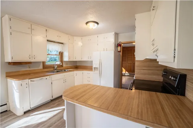 $339,000 | 39070 Co Highway 67, New York Mills, MN 56567