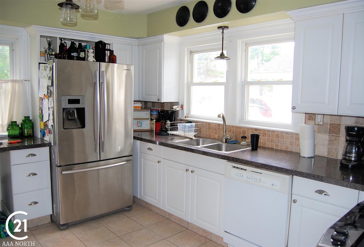 2470 Melvin Avenue Rochester Hills, MI 48307 - Photo 11 of 26