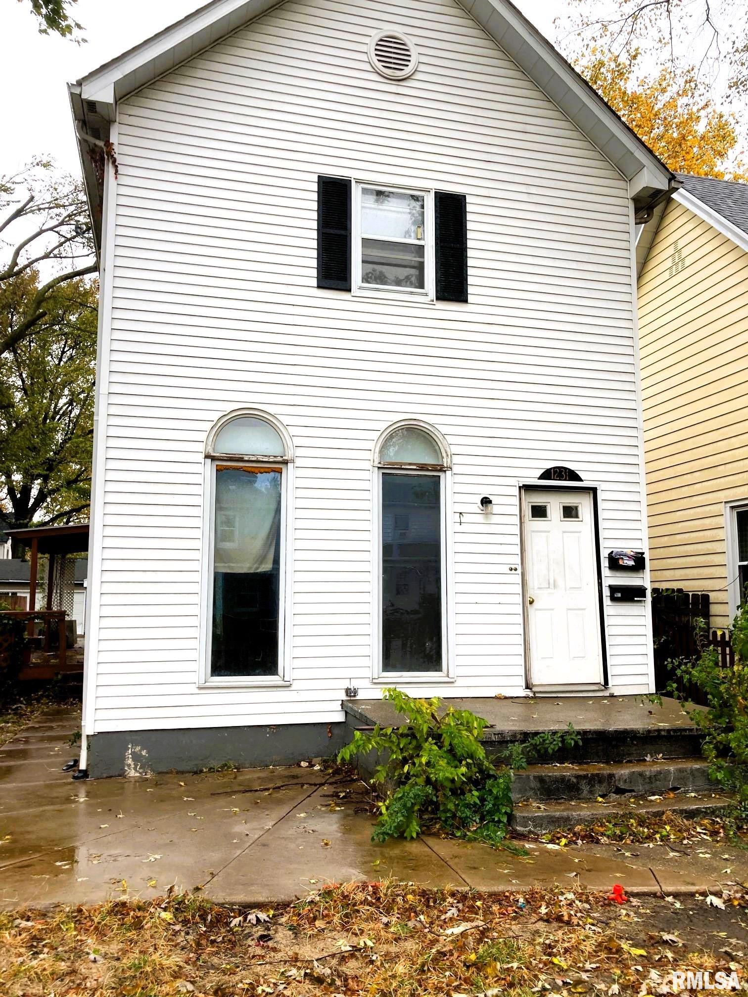 1231 North 4th Street Springfield, IL 62702 - Photo 1 of 2