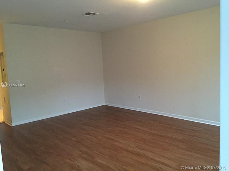8275 Southwest 29th Street, Unit 101 Miramar, FL 33025 - Photo 4 of 17 Living Room