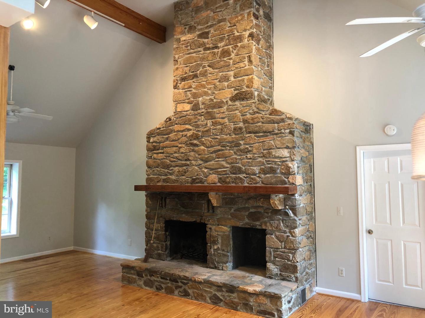 7630 Enon Church Road The Plains, VA 20198 - Photo 7 of 23