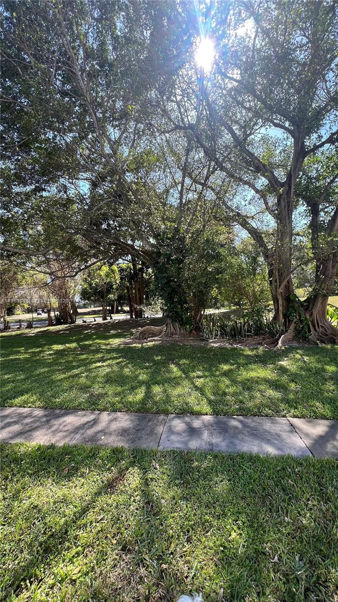 8300 Sands Point Boulevard, Unit K105 Tamarac, FL 33321 - Photo 14 of 22