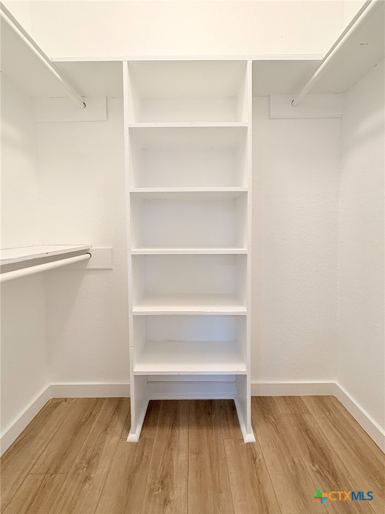 4310 Antelope Trail Temple, TX 76504 - Photo 20 of 32 Second-Master “Mother In Law suite” Closet