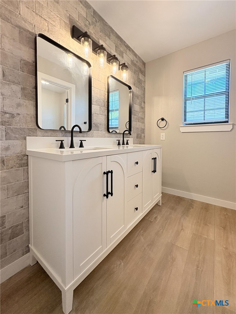 4310 Antelope Trail Temple, TX 76504 - Photo 23 of 32 Guest Bathroom