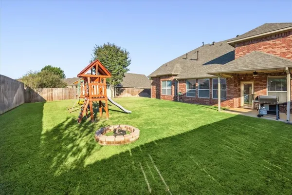 $444,000 | 868 Valley Ridge Road, Burleson, TX 76028