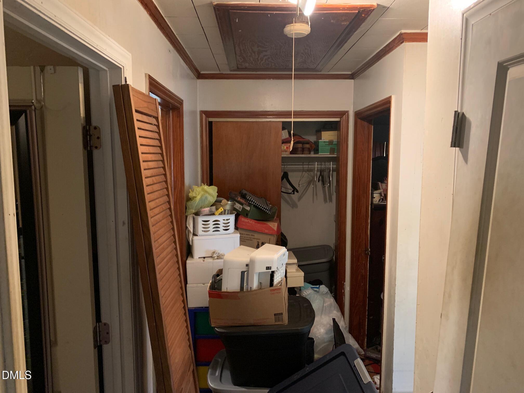 438 Dudley Street Burlington, NC 27217 - Photo 11 of 33 a room with furniture and shower