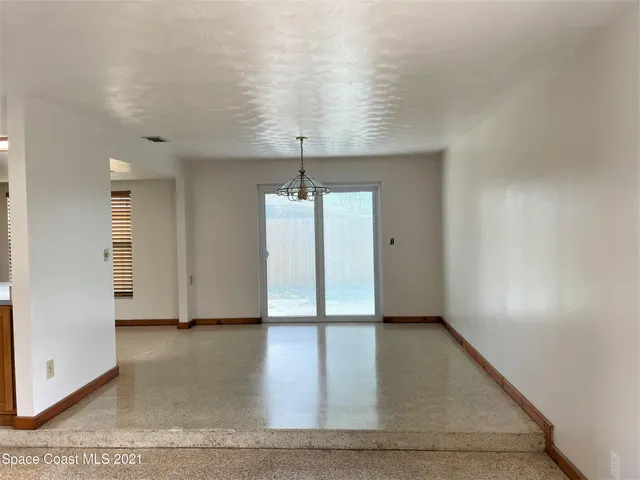 $2,000 | 296 Woodland Drive, Melbourne, FL 32904