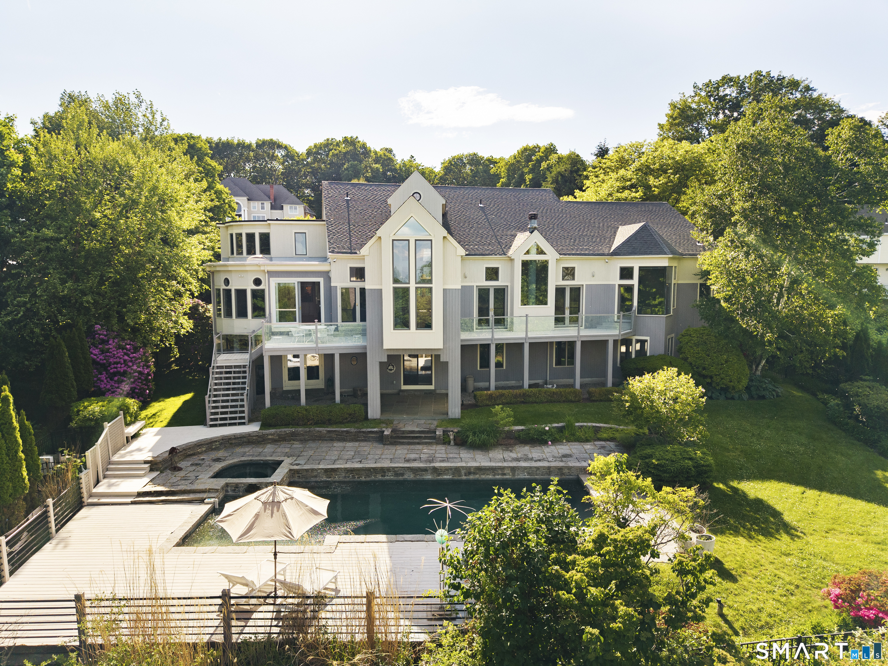 46 Balfour Road West Hartford, CT 06117 - Photo 3 of 40