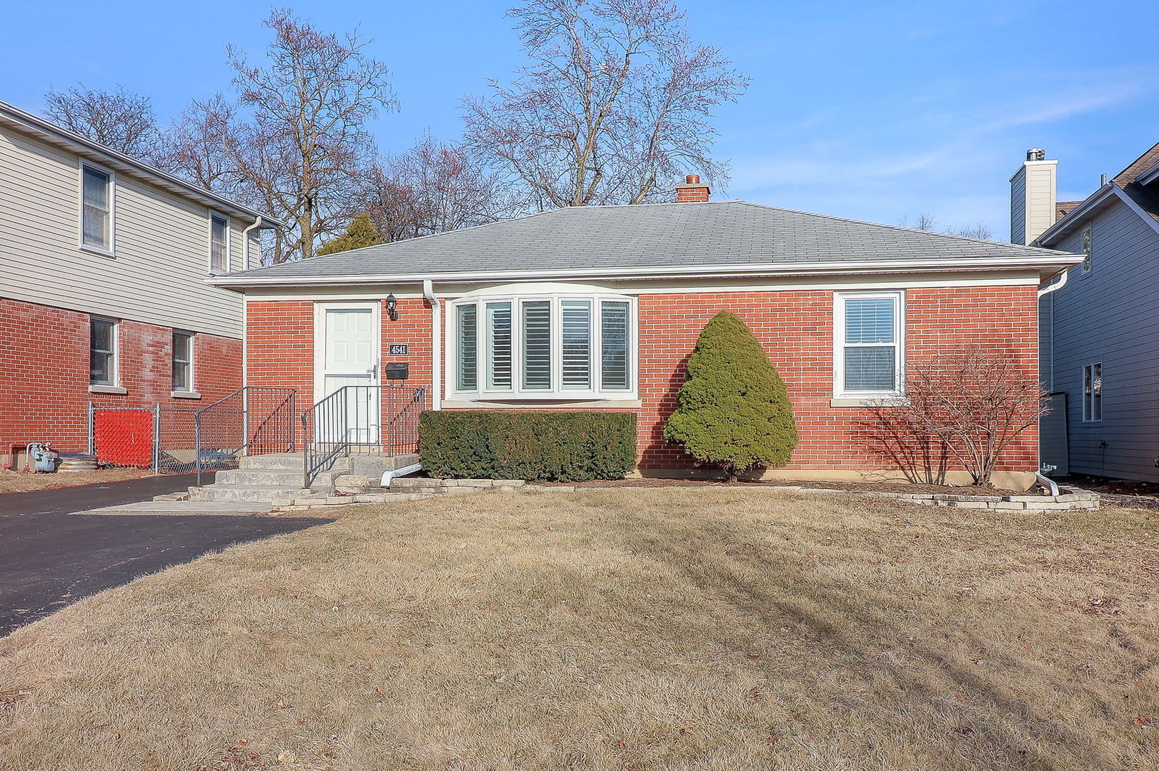 4541 Sterling Road Downers Grove, IL 60515 - Photo 1 of 1 Gallery Image 1