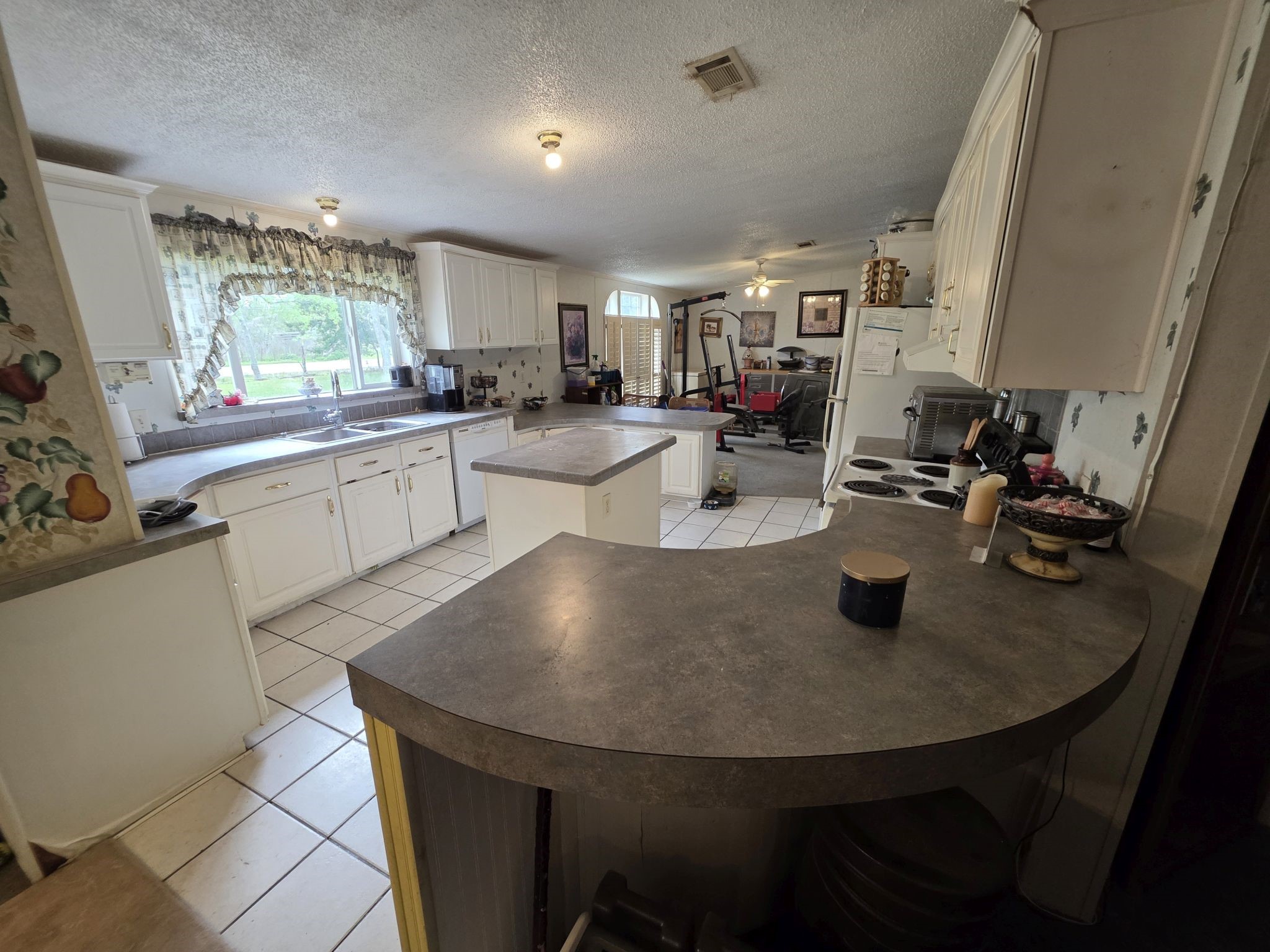 18902 McKay Road Alvin, TX 77511 - Photo 13 of 36