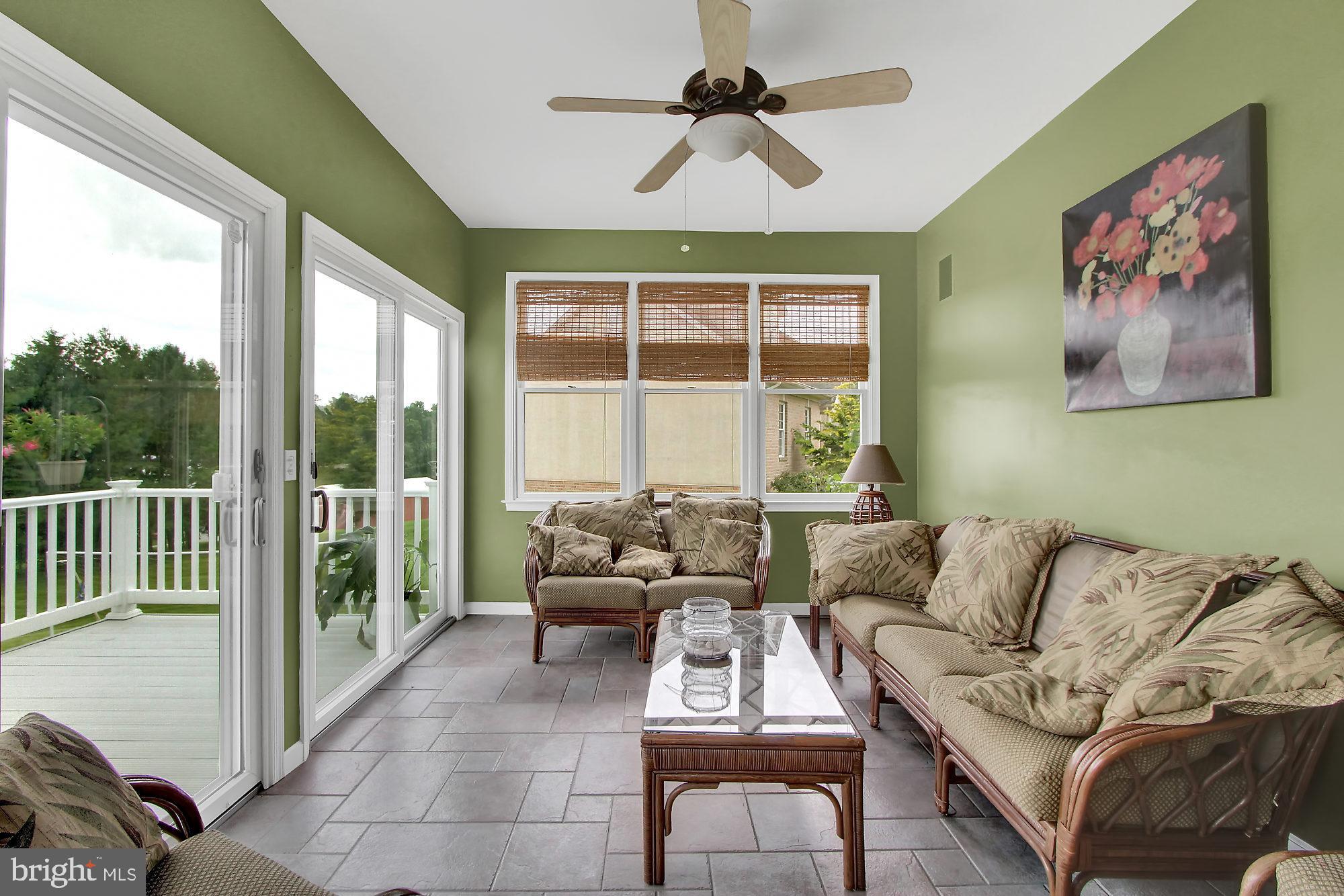 194 Ridgefield Drive York, PA 17403 - Photo 14 of 38 Gallery Image 14