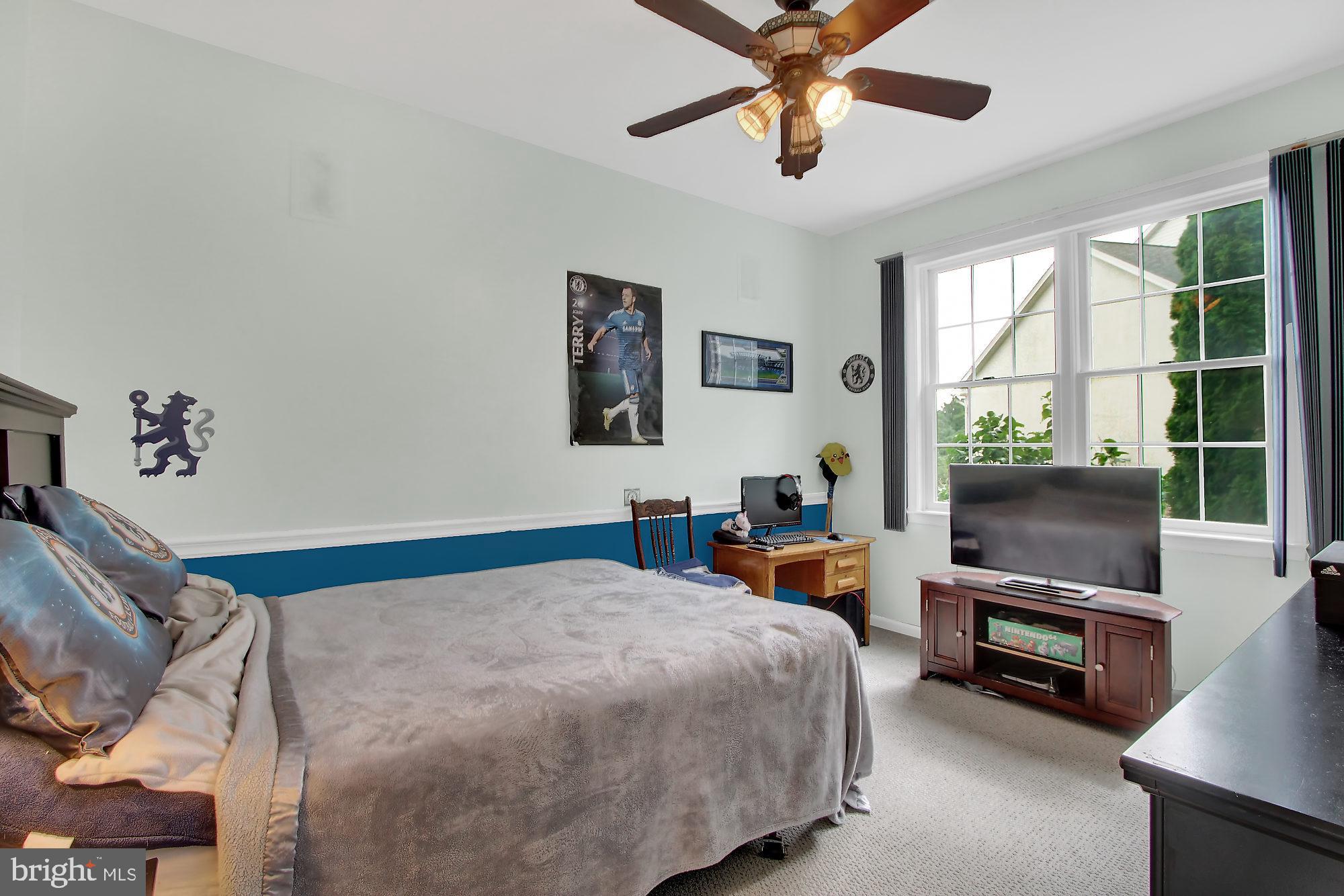 194 Ridgefield Drive York, PA 17403 - Photo 15 of 38 Gallery Image 15