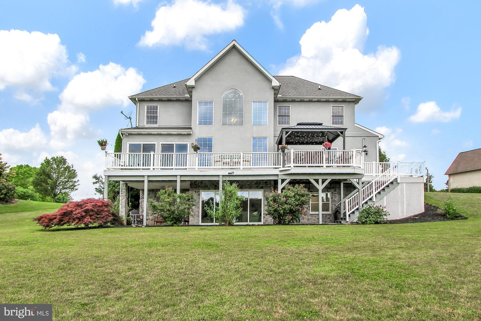 194 Ridgefield Drive York, PA 17403 - Photo 36 of 38 Gallery Image 36