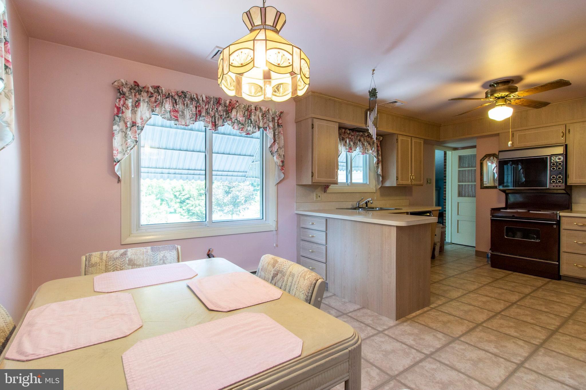 1129 Laurelwood Road Pottstown, PA 19465 - Photo 7 of 18