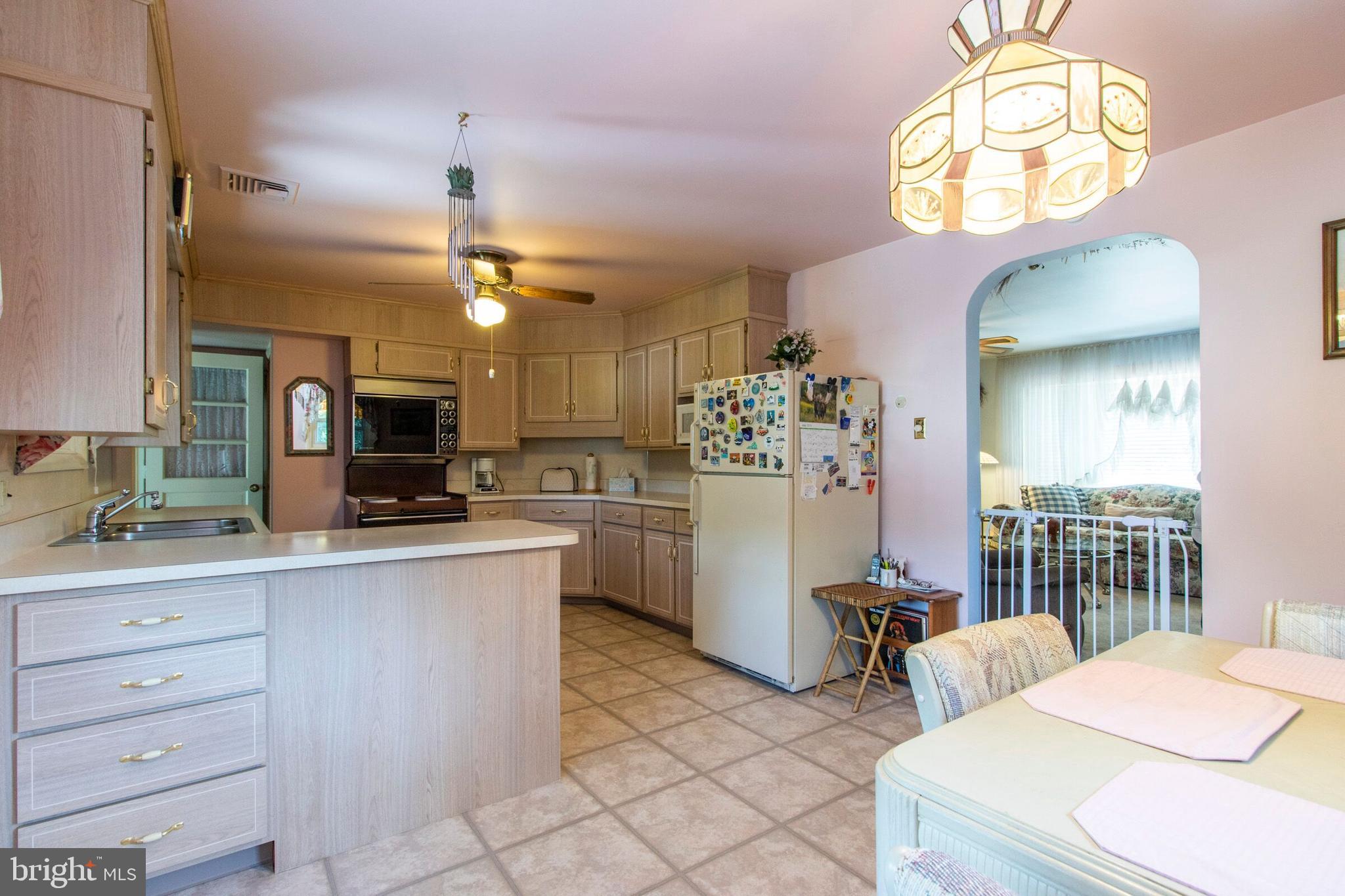 1129 Laurelwood Road Pottstown, PA 19465 - Photo 8 of 18