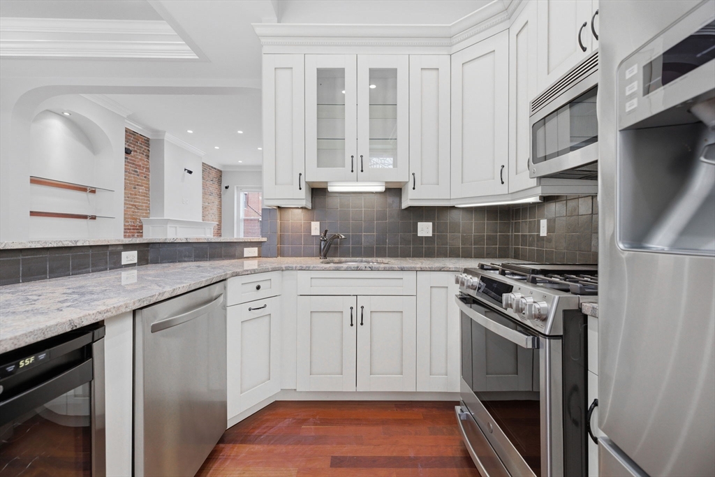 297 K Street, Unit 1 Boston, MA 02127 - Photo 9 of 25