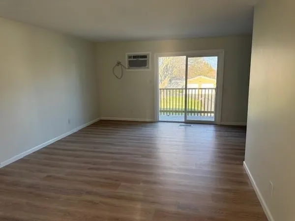 $850 | 106 South 3rd Avenue, Mendota, IL 61342