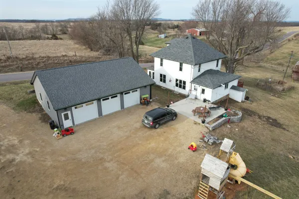 $529,900 | 6460 Dutch Hollow Road, Potosi, WI 53820