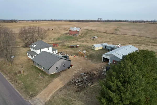 $529,900 | 6460 Dutch Hollow Road, Potosi, WI 53820