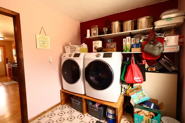 $529,900 | 6460 Dutch Hollow Road, Potosi, WI 53820