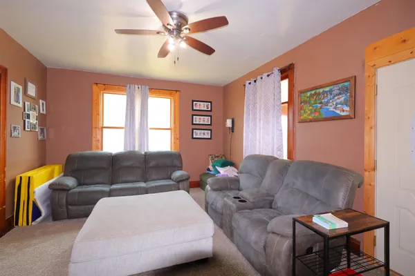 $529,900 | 6460 Dutch Hollow Road, Potosi, WI 53820