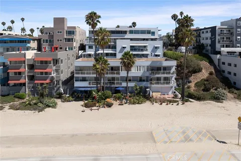 $1,325,000 | 1200 East Ocean Boulevard, Unit 41, Long Beach, CA 90802