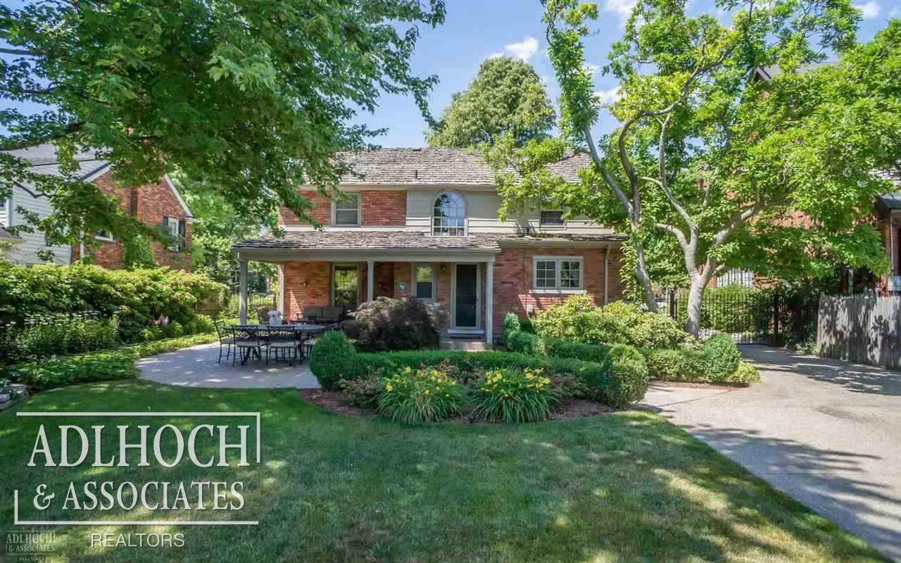 1134 Yorkshire Road Grosse Pointe, MI 48230 - Photo 30 of 30 50015160-39.JPG