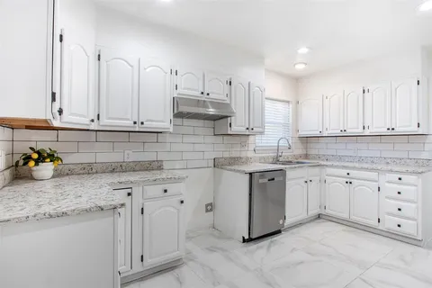 $285,000 | 11521 Fernald Avenue, Dallas, TX 75218