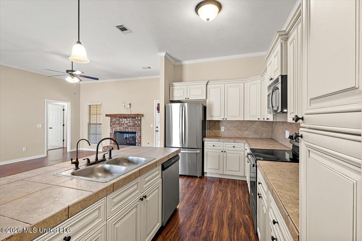 526 Brighton Trail Florence, MS 39073 - Photo 11 of 28 11-HTP_5121
