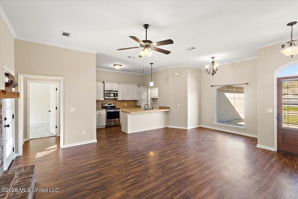 526 Brighton Trail Florence, MS 39073 - Photo 8 of 28 08-HTP_5112
