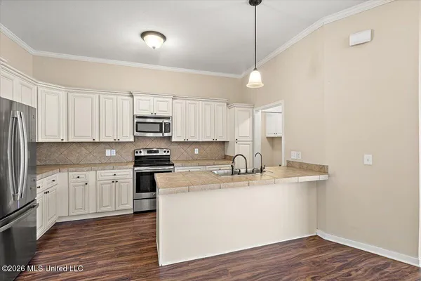 $260,000 | 526 Brighton Trail, Florence, MS 39073