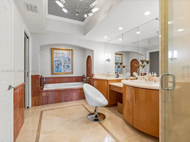 $20,000 | 17875 Collins Avenue, Unit 4405, Sunny Isles Beach, FL 33160