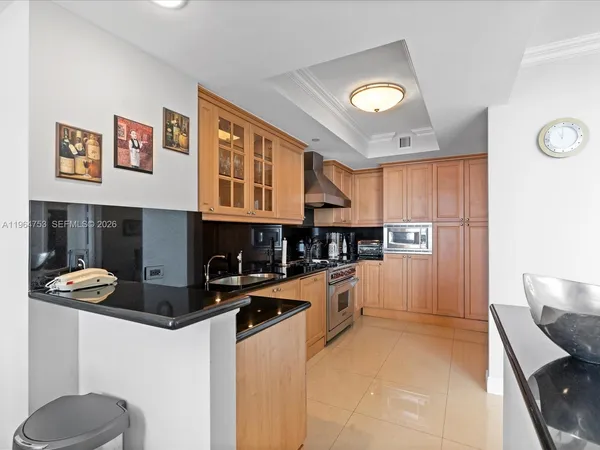 $16,500 | 17875 Collins Avenue, Unit 4405, Sunny Isles Beach, FL 33160