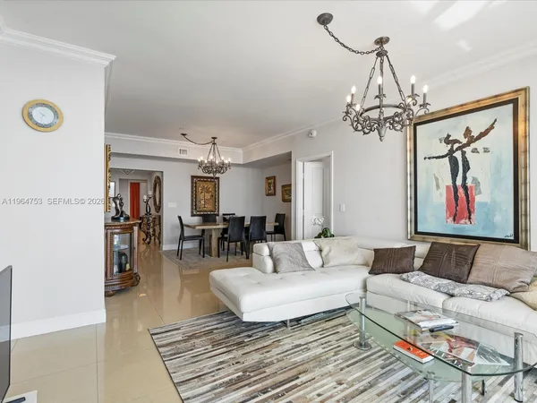 $16,500 | 17875 Collins Avenue, Unit 4405, Sunny Isles Beach, FL 33160