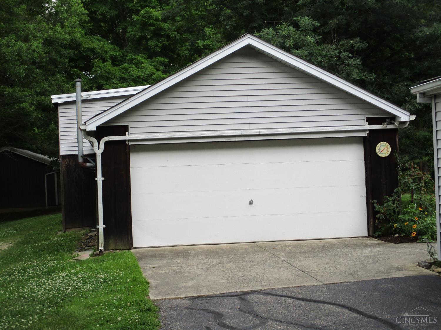 10952 Gosling Road Cincinnati, OH 45252 - Photo 19 of 34