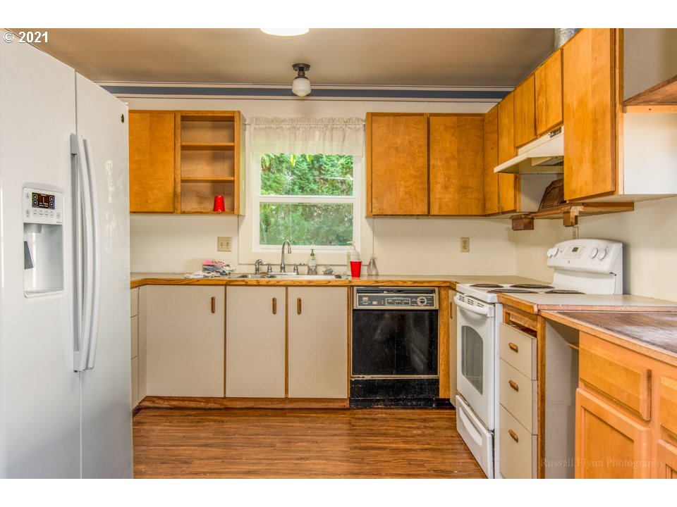 6545 Southwest Childs Road Lake Oswego, OR 97035 - Photo 12 of 18 Gallery Image 12