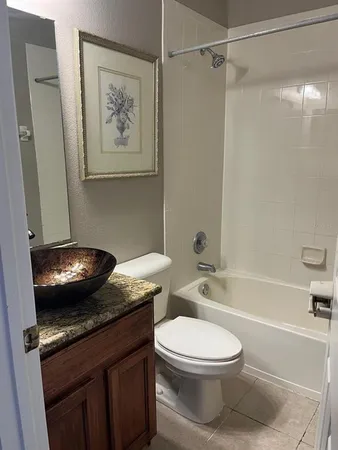 $2,400 | 4523 Sunset Lane, Oviedo, FL 32765