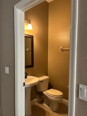 $2,400 | 4523 Sunset Lane, Oviedo, FL 32765