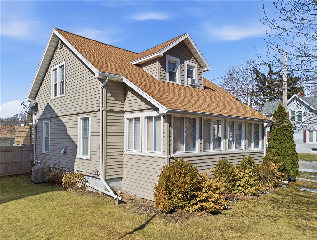 117 Reynolds Avenue Corning, NY 14830 - Photo 3 of 36