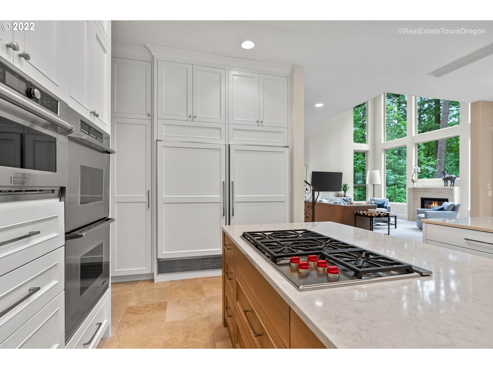 14050 Southwest Ridgefield Lane Tigard, OR 97223 - Photo 13 of 32 Gallery Image 13