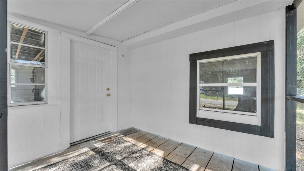 606 3rd Street Polk City, FL 33868 - Photo 5 of 38