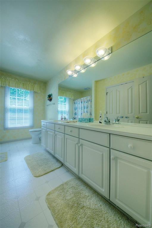 46559 Inverness Road Canton, MI 48188 - Photo 37 of 48