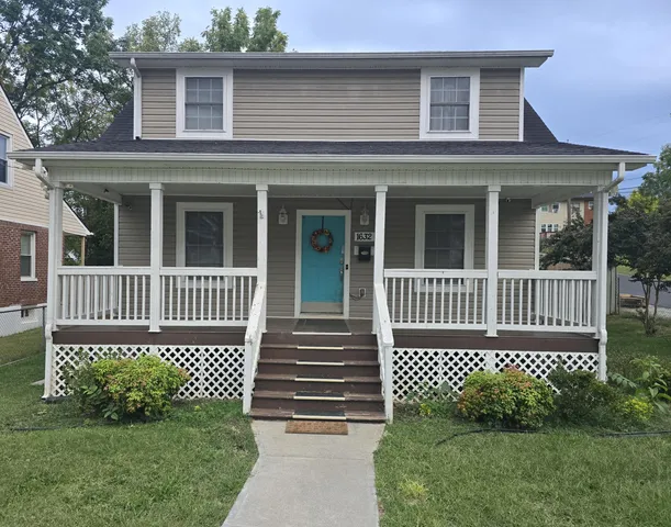 $215,000 | 1632 Carroll Avenue Northwest, Roanoke, VA 24017
