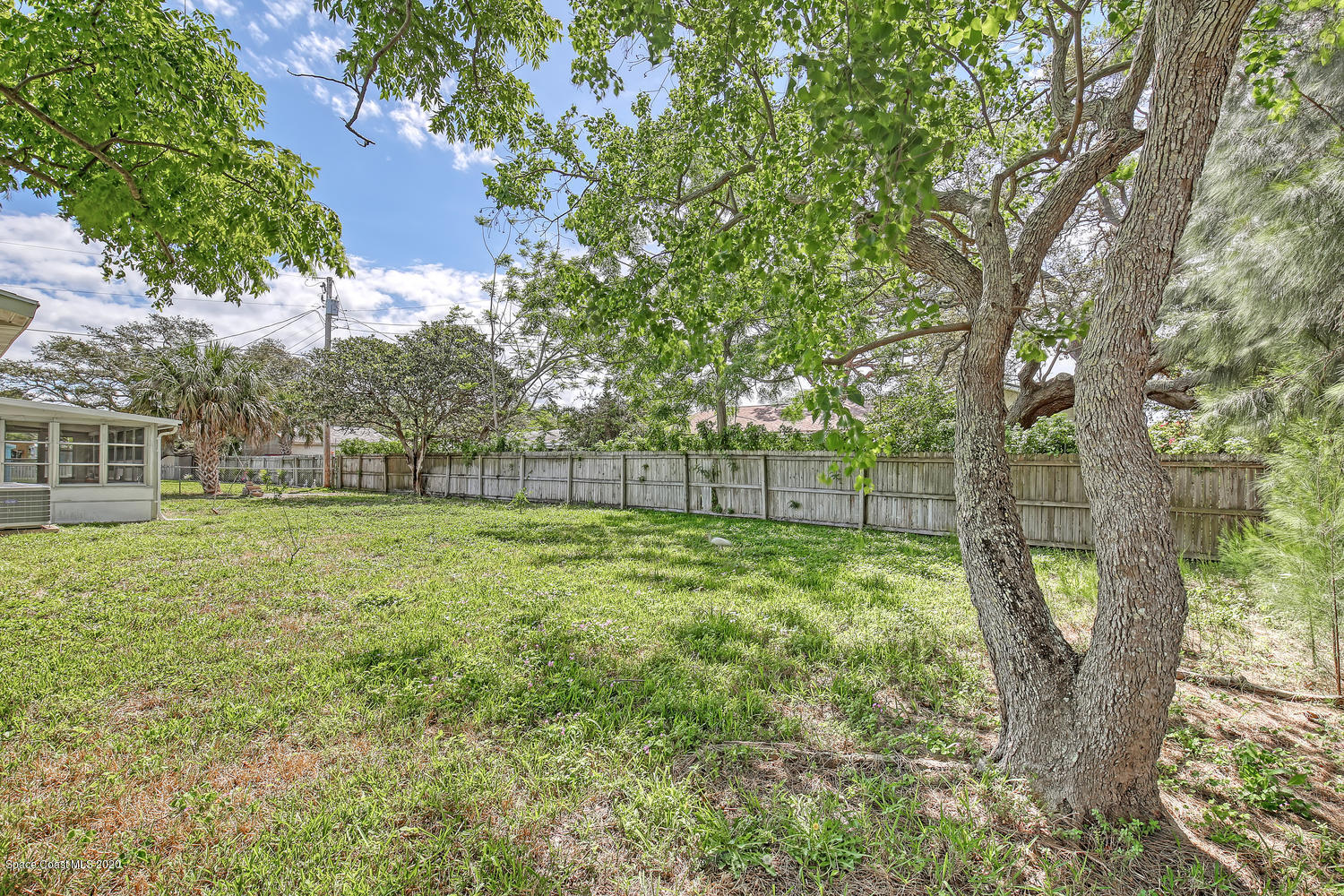 930 Bacon Circle Northeast Palm Bay, FL 32905 - Photo 30 of 33 Large backyard