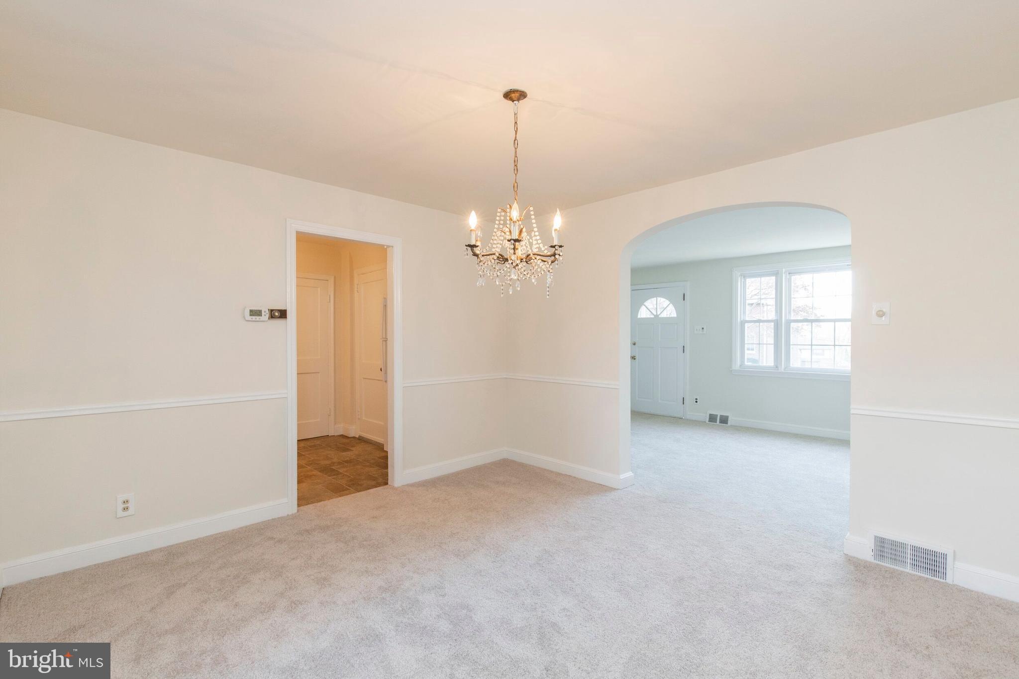 285 Friendship Road Drexel Hill, PA 19026 - Photo 14 of 30