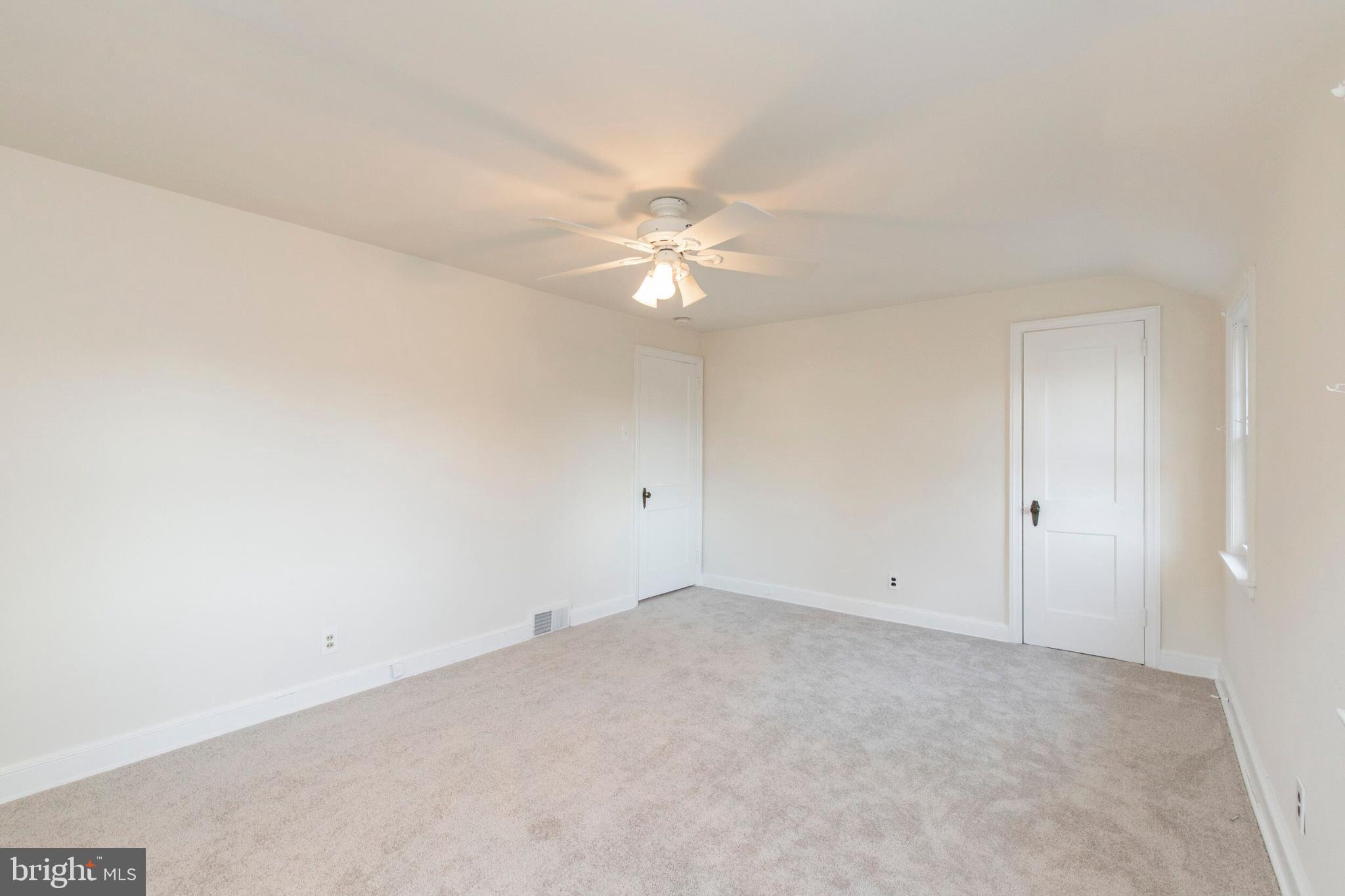 285 Friendship Road Drexel Hill, PA 19026 - Photo 19 of 30