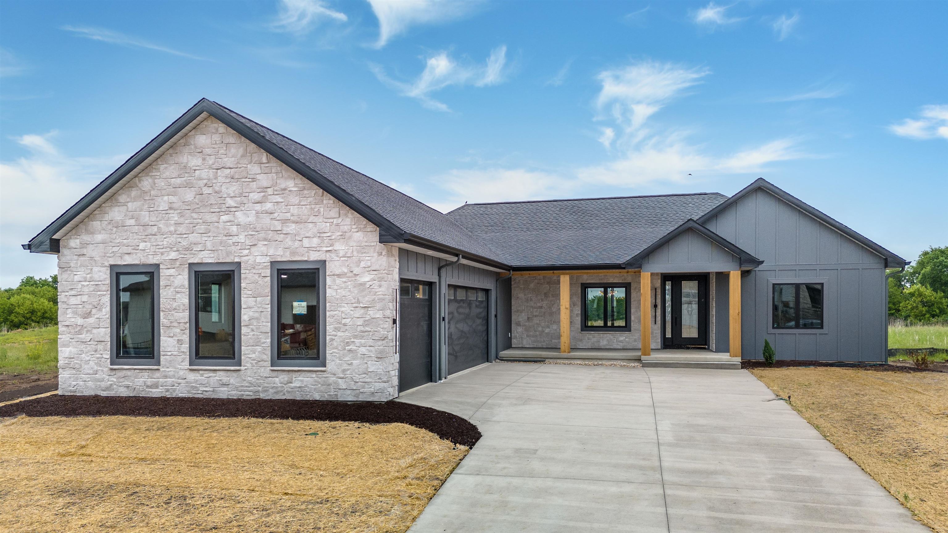 635 Rustic Rise Way Verona, WI 53593 - Photo 1 of 84