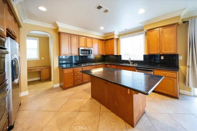 $3,700 | 36071 Horseshoe Court, Wildomar, CA 92595