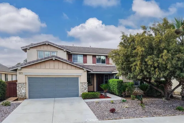 $3,700 | 36071 Horseshoe Court, Wildomar, CA 92595